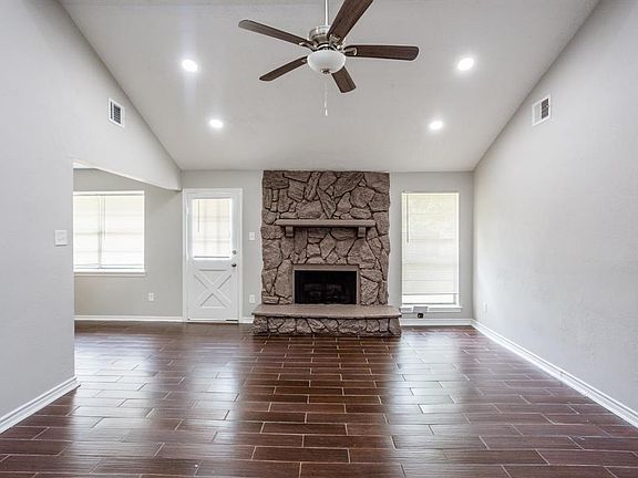 3rd image of 2251 Middle Creek Dr