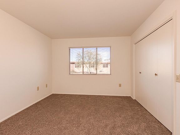 3rd image of 13822 N 111th Ave