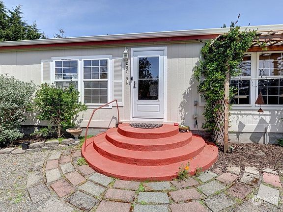 3rd image of 20715 Crane Place