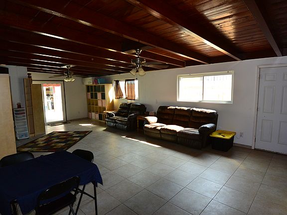 2nd image of 5845 Mariposa Pl