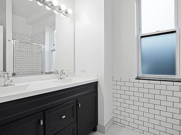 5th image of 2524 N Campbell Ave APT 3