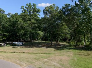 598 Comanche Dr, Georgetown, SC 29440