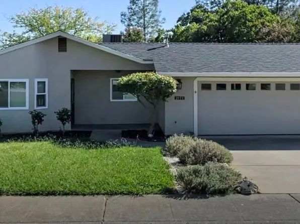 2171 Osprey Ln, Redding, CA 96003