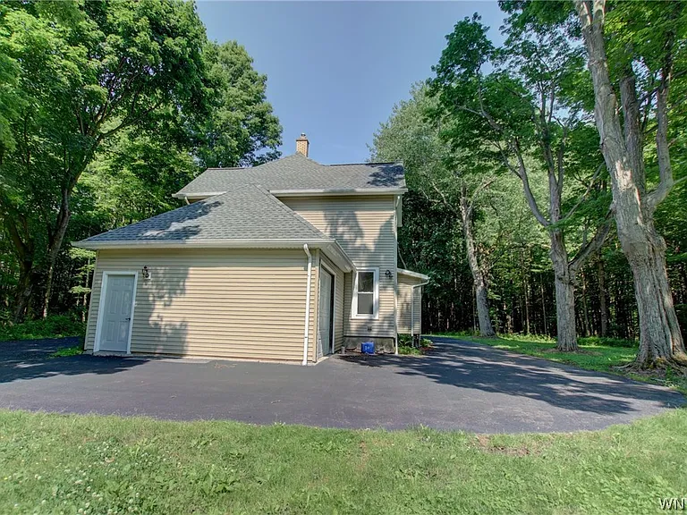 5880 Draudt Rd — Photo 7