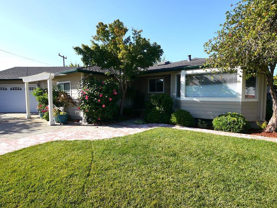 1st image of 1251 Theresa Ave
