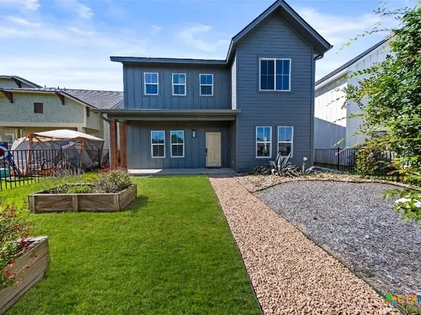 418 Stagecoach Trl, San Marcos, TX 78666