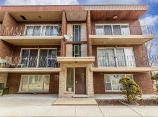 6912 W 65th St APT 3, Chicago, IL 60638