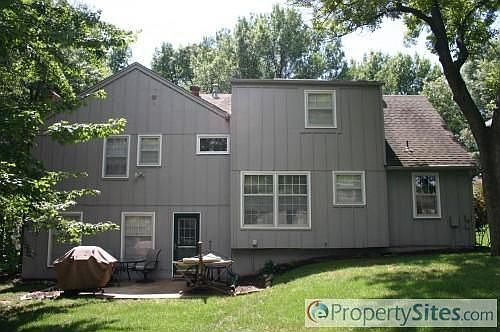2nd image of 10934 W 100th Pl