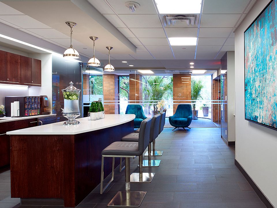 Coffee Bar and Entrance Lounge