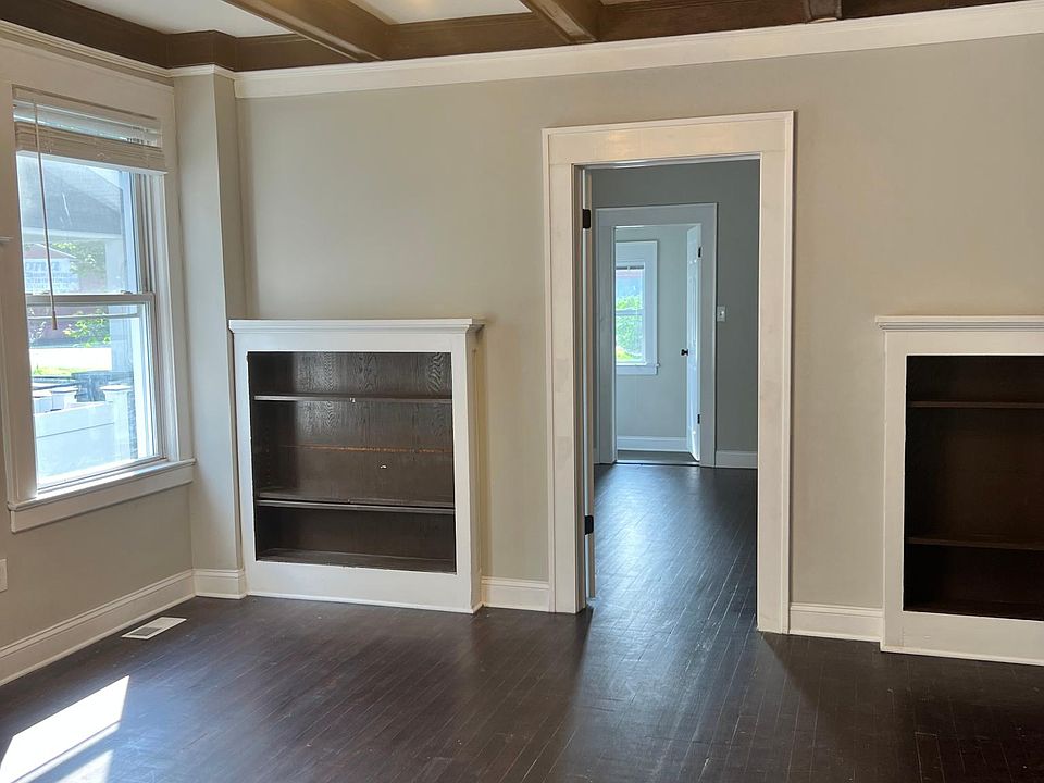1st image of 36 Ampere Pkwy APT 1