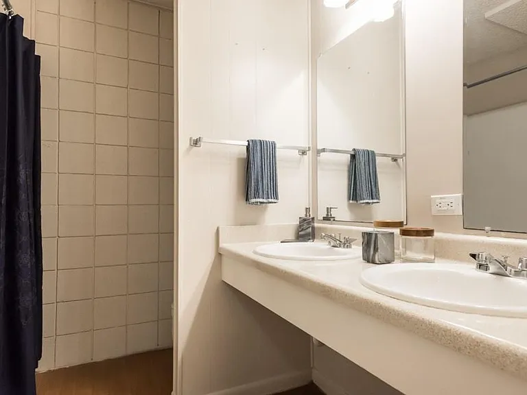 Casa Del Rio Apartments — Photo 19