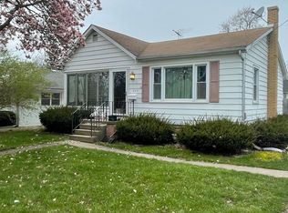 377 Herman St, Crete, IL 60417