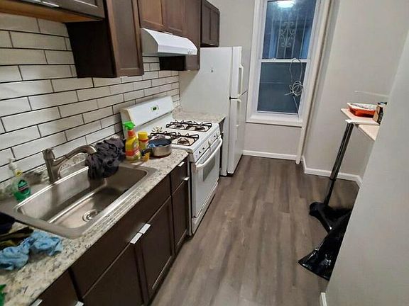 3rd image of 2589 Sedgwick Ave Floor 1