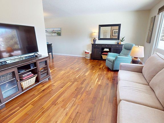 2nd image of 8 Guilford St