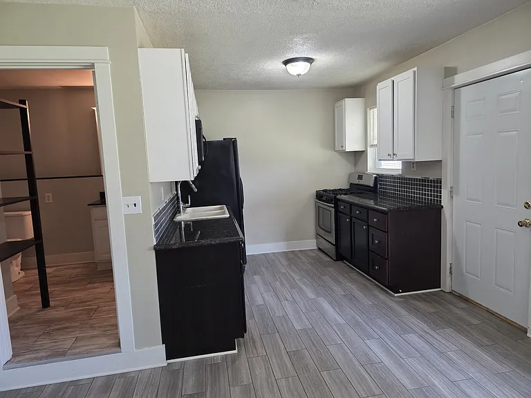 9479 Belding Rd NE #3 — Photo 2