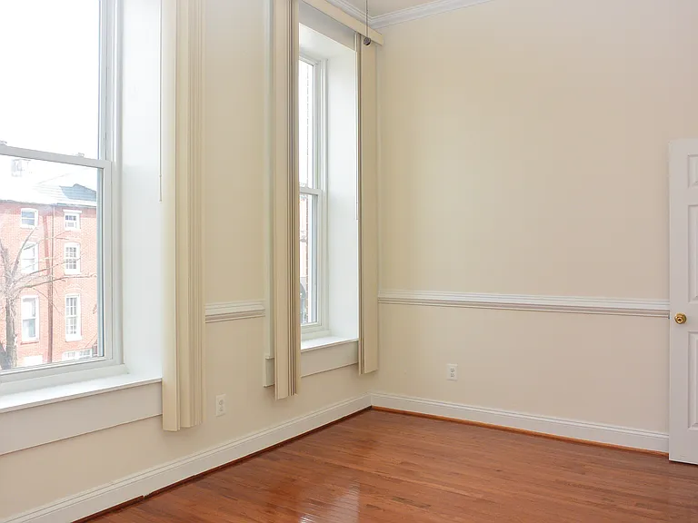 916 Light St #A — Photo 18