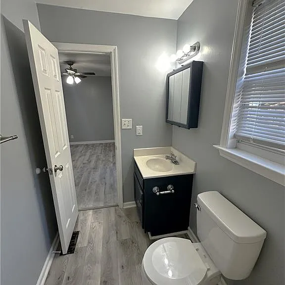 2127 Fairbrother St — Photo 20
