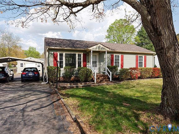 3rd image of 8819 Leafycreek Dr