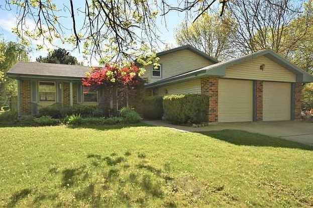 1st image of 2716 University Ct