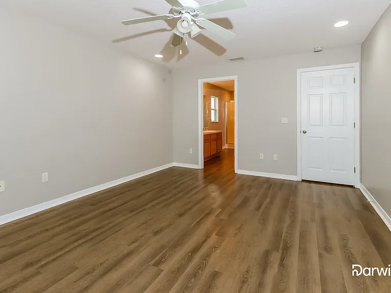 2431 SE Gilbert Ave — Photo 6