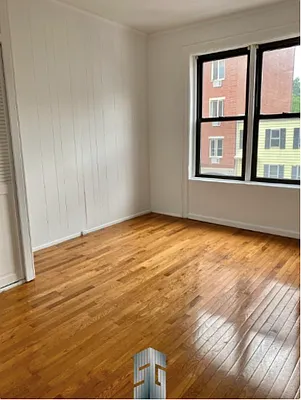 Rented by Skyline Group Real Estate | media 23