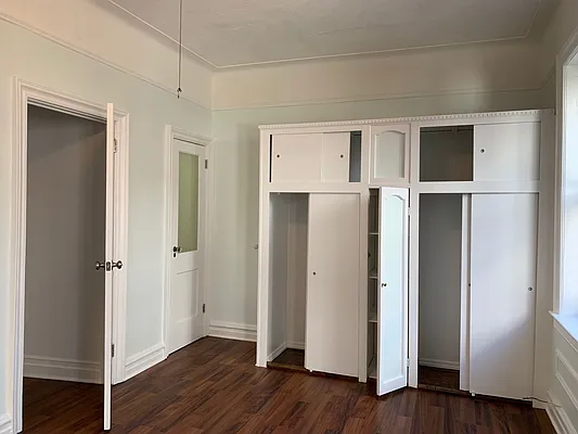 Rented by Compass | media 26