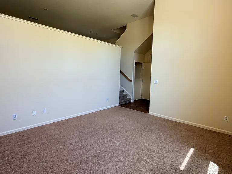 217 Santa Barbara St — Photo 12