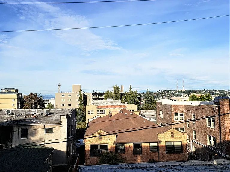 The Lorelei — Photo 32