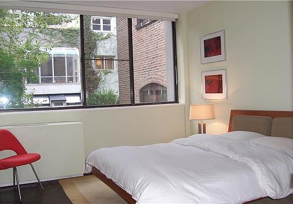 4th image of 344 W 23rd St APT 2E
