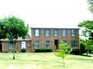 1080 Walnut Grove Cir, Richmond, KY 40475