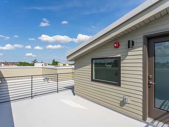 4th image of 2019 E Susquehanna Ave #4