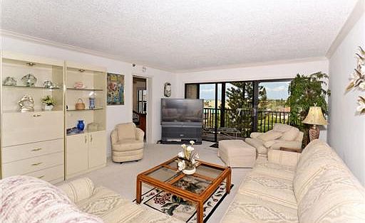 3rd image of 1001 Benjamin Franklin Dr Unit 605
