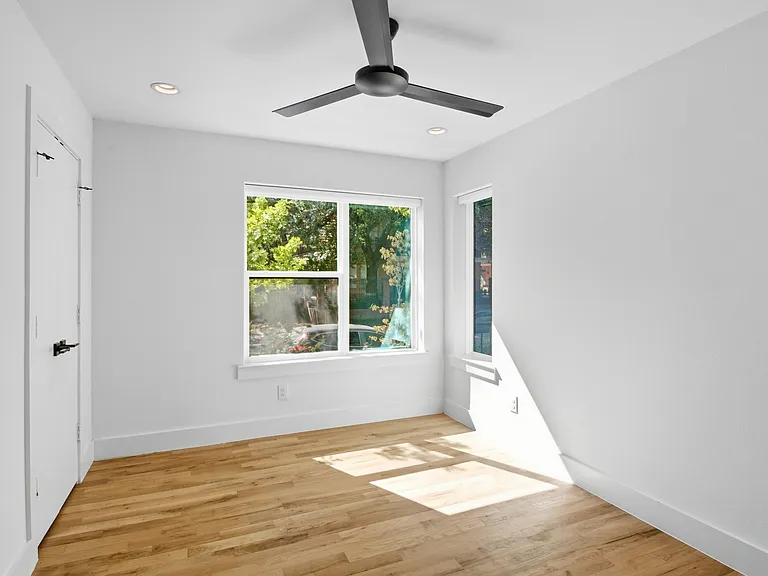 6345 Richmond Ave #2 — Photo 8