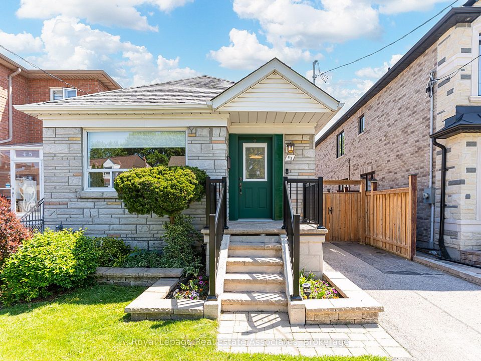 1st image of 43 Heale Ave