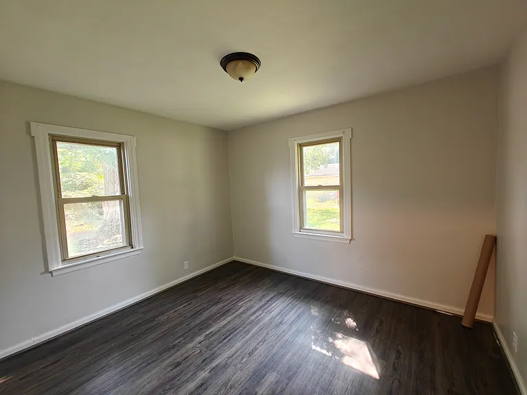 4383 N Olney St — Photo 3