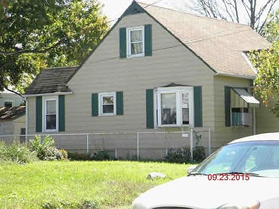 2nd image of 1367 Nichols St