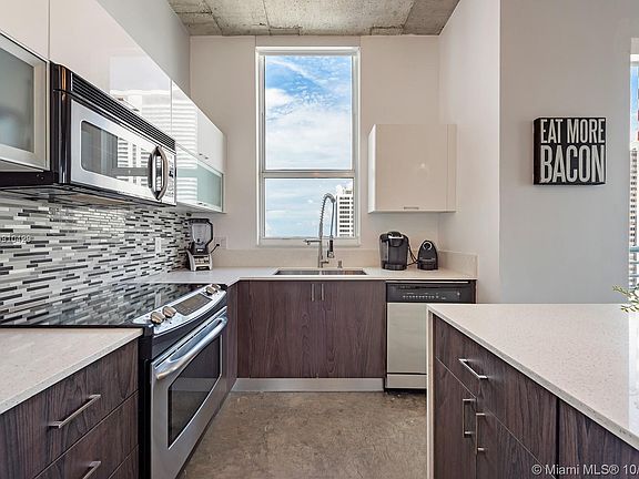 2nd image of 133 NE 2nd Ave APT 2412