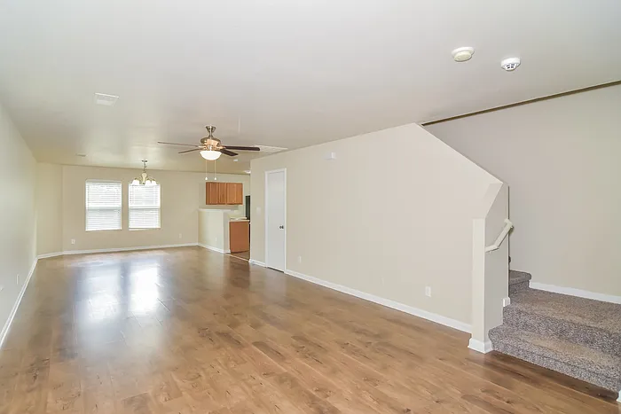 128 Lockport Dr — Photo 4
