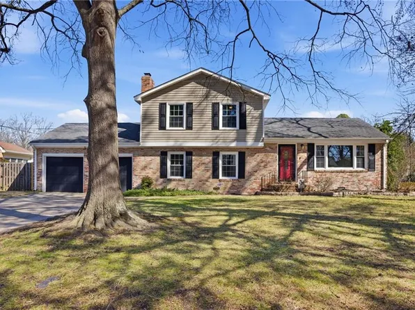 4017 Timberland Dr, Portsmouth, VA 23703