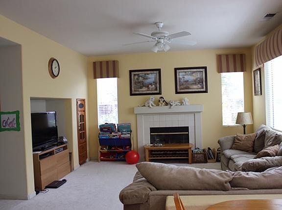 2nd image of 3255 Woodmere Dr