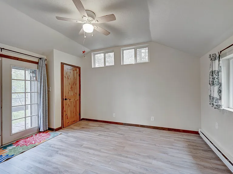 26339 Pleasant Park Rd — Photo 8