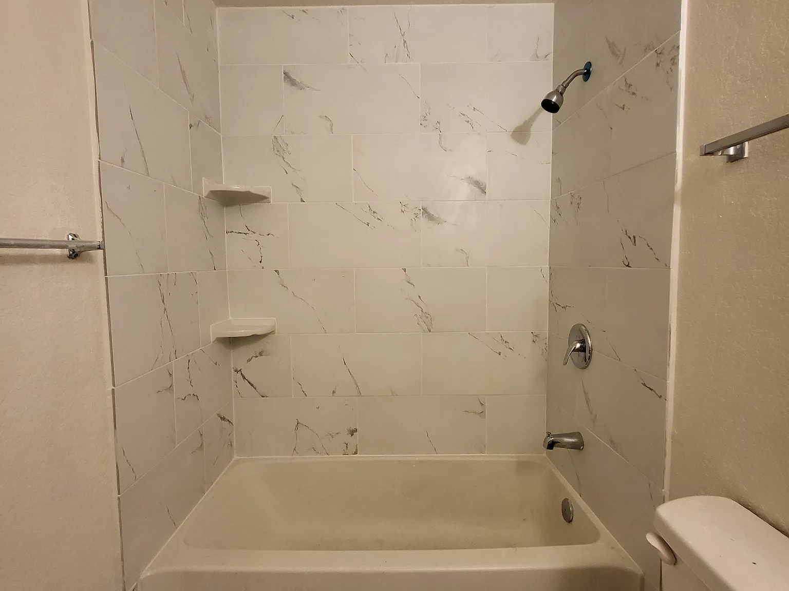 Panther Creek Apartments — Photo 3