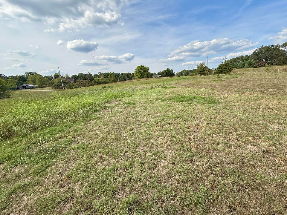 2nd image of 5 Hodgenville Rd