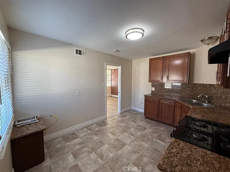 3451 Central Ave — Photo 10