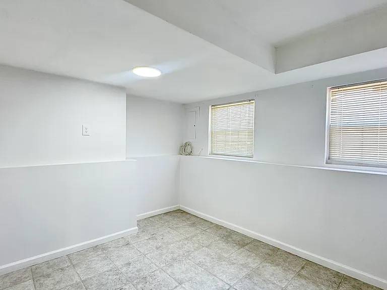 115 Haven Ave #1 — Photo 1