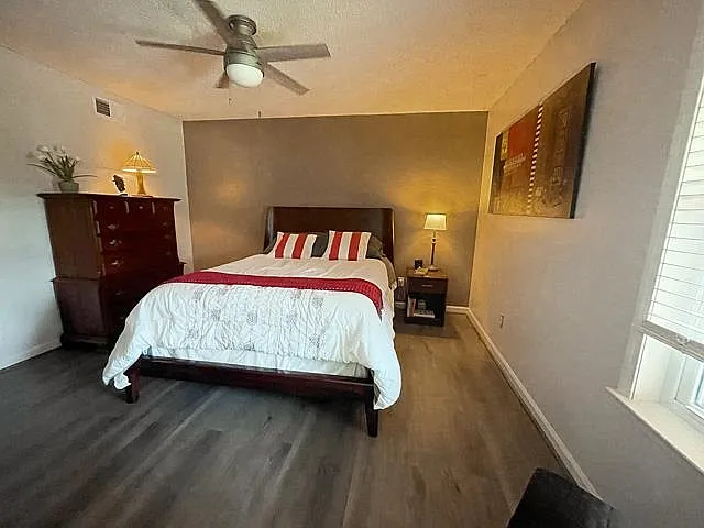 3819 Cherry Hill Ln — Photo 9