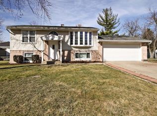 114 N Cottage Grove Ave, Glenwood, IL 60425