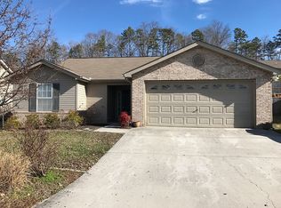 6330 Gary Moore Ln, Powell, TN 37849