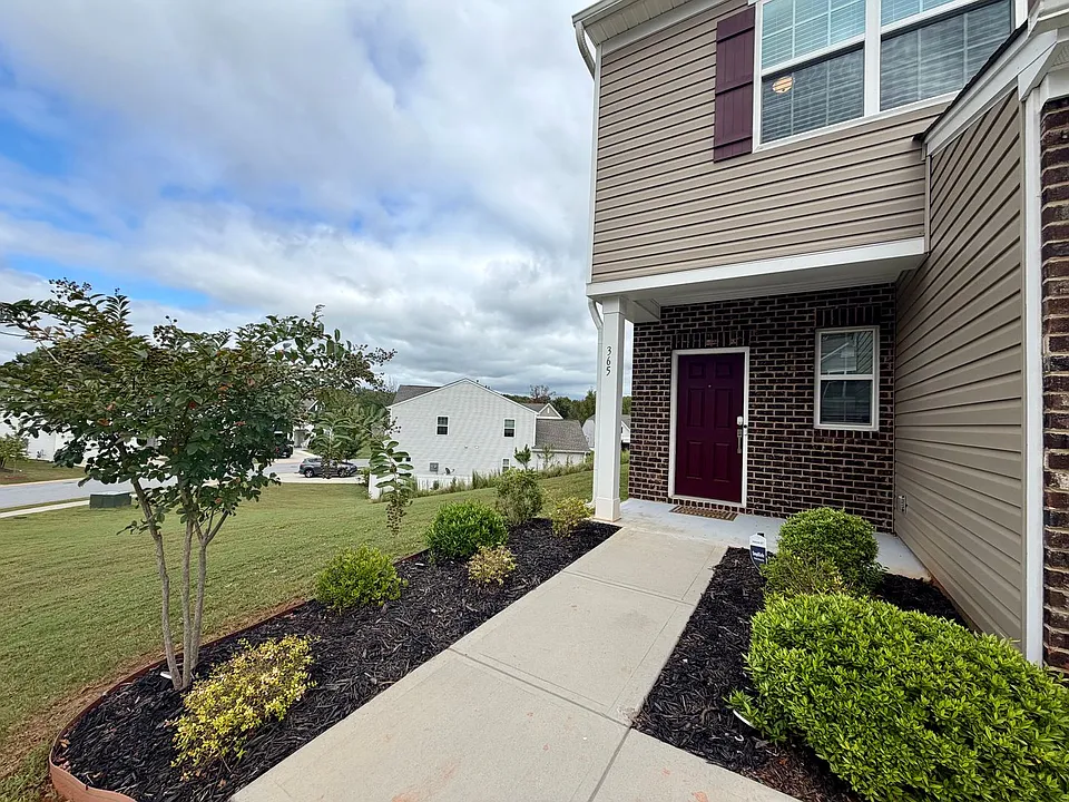 365 Sliding Rock Dr