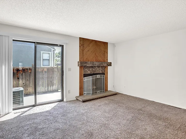 4604 S Fraser Ct #D — Photo 12